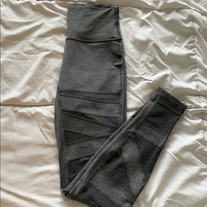 Lululemon wonder under mesh paneling